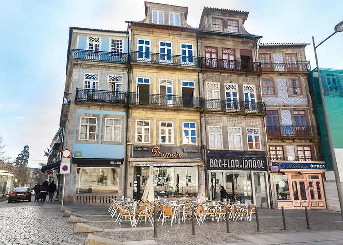 דירה Hungarian Biscuit *
